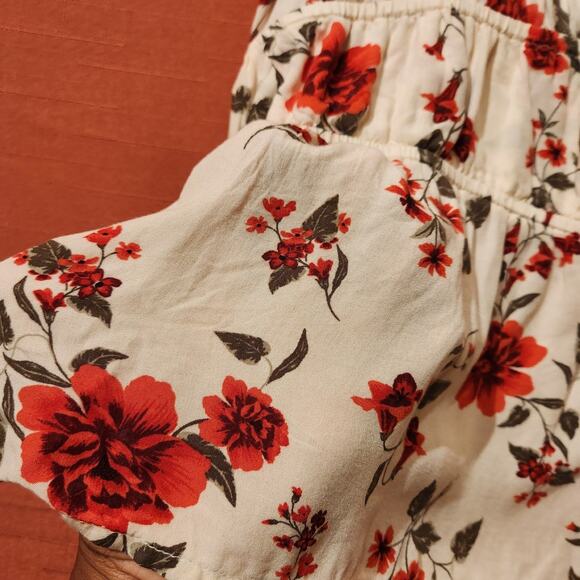 Old Navy Ivory Poppy Red Floral Flower Strappy Ruched Tank Size XXL - Picture 4 of 8